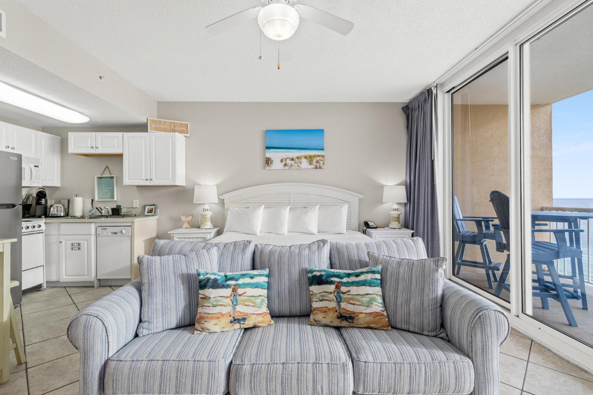 Official Majestic Beach Resort - Over 60 Units - All Ocean Front, Panama City Beach, Fl חדר תמונה