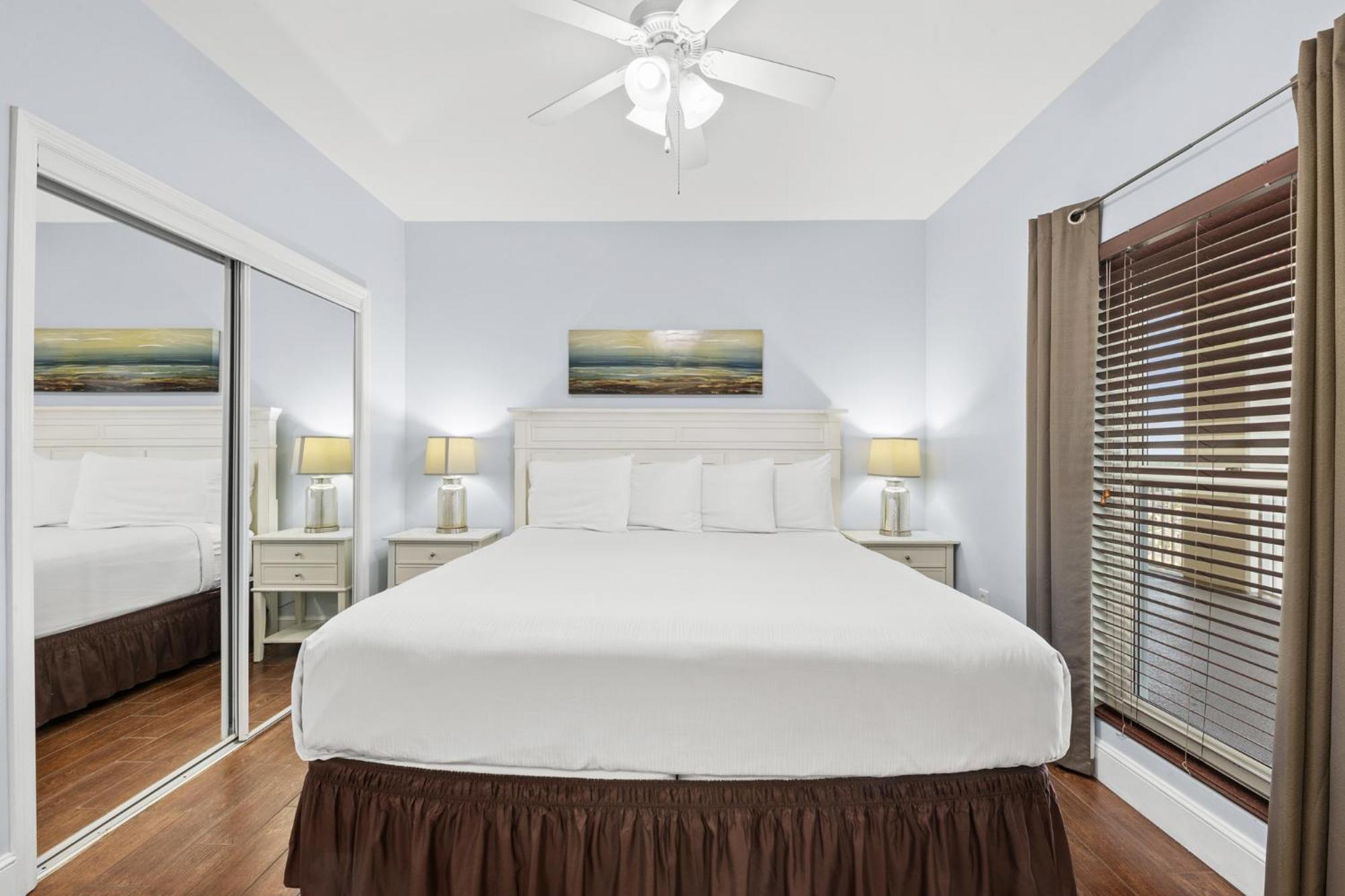 Official Majestic Beach Resort - Over 60 Units - All Ocean Front, Panama City Beach, Fl חדר תמונה