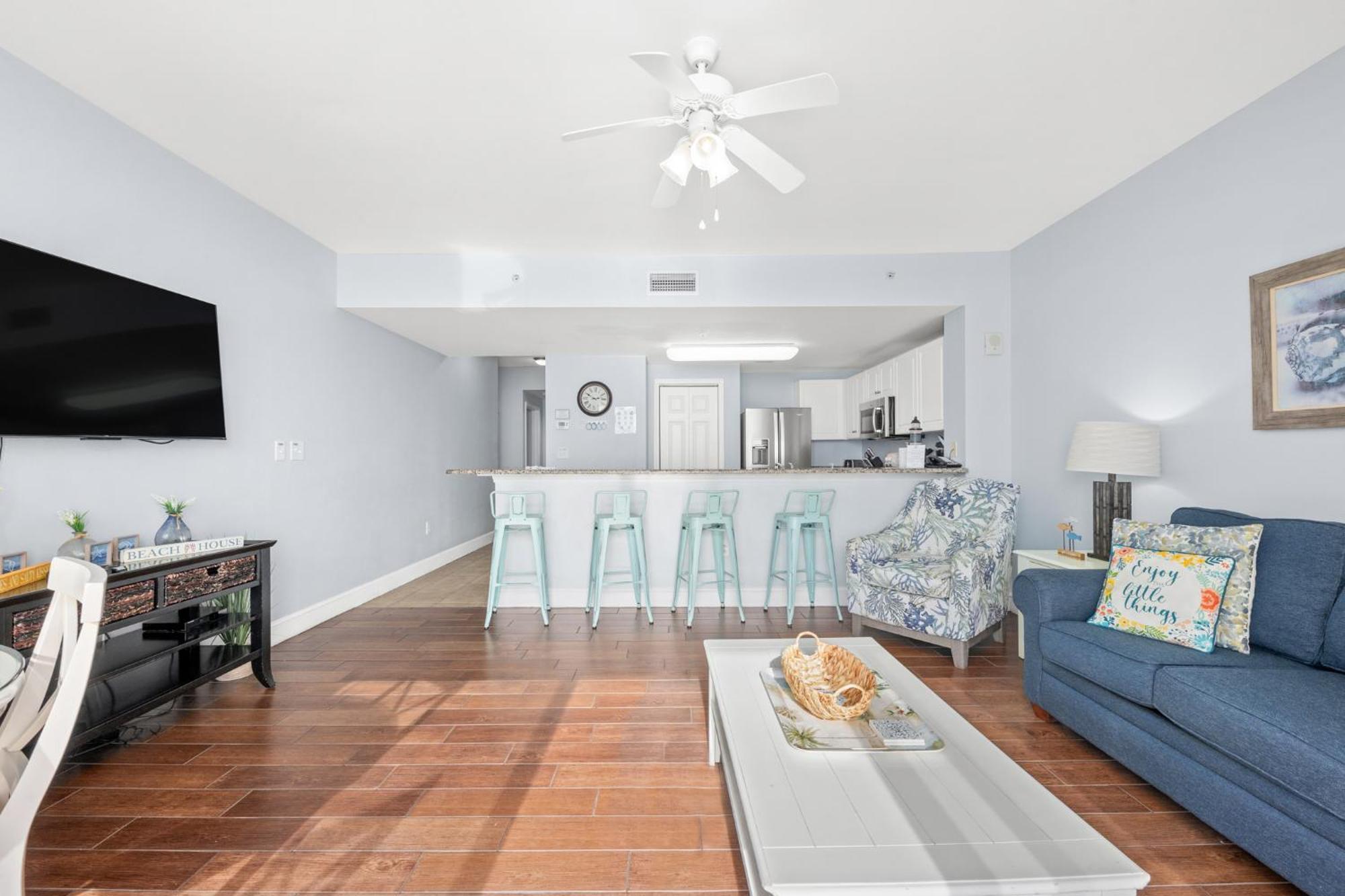 Official Majestic Beach Resort - Over 60 Units - All Ocean Front, Panama City Beach, Fl חדר תמונה